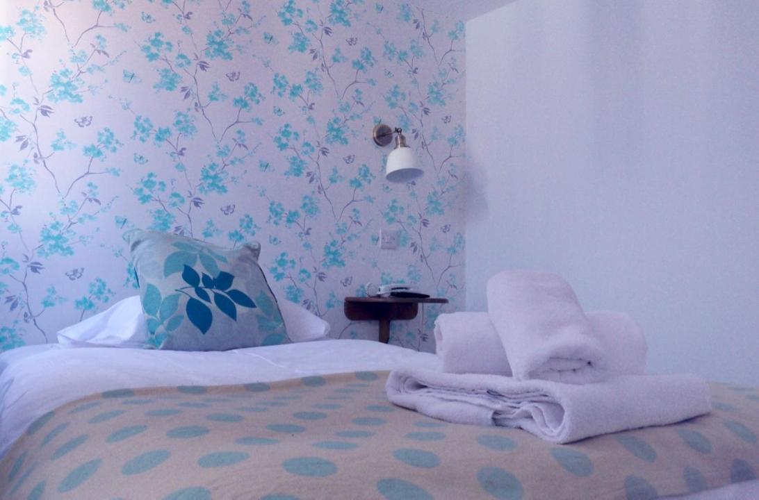 Mullions 51 B&B Стрит Экстерьер фото